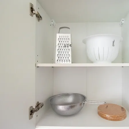 Apartment Raj Living - 6 Haus - Grosse Kueche - Garten - Parkplatz - 25min Messe Dus Dusseldorf